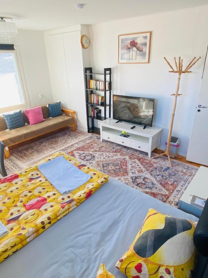 Two Bedrooms,Dining Area And Bathroom With Private Entrance Kotka Zewnętrze zdjęcie